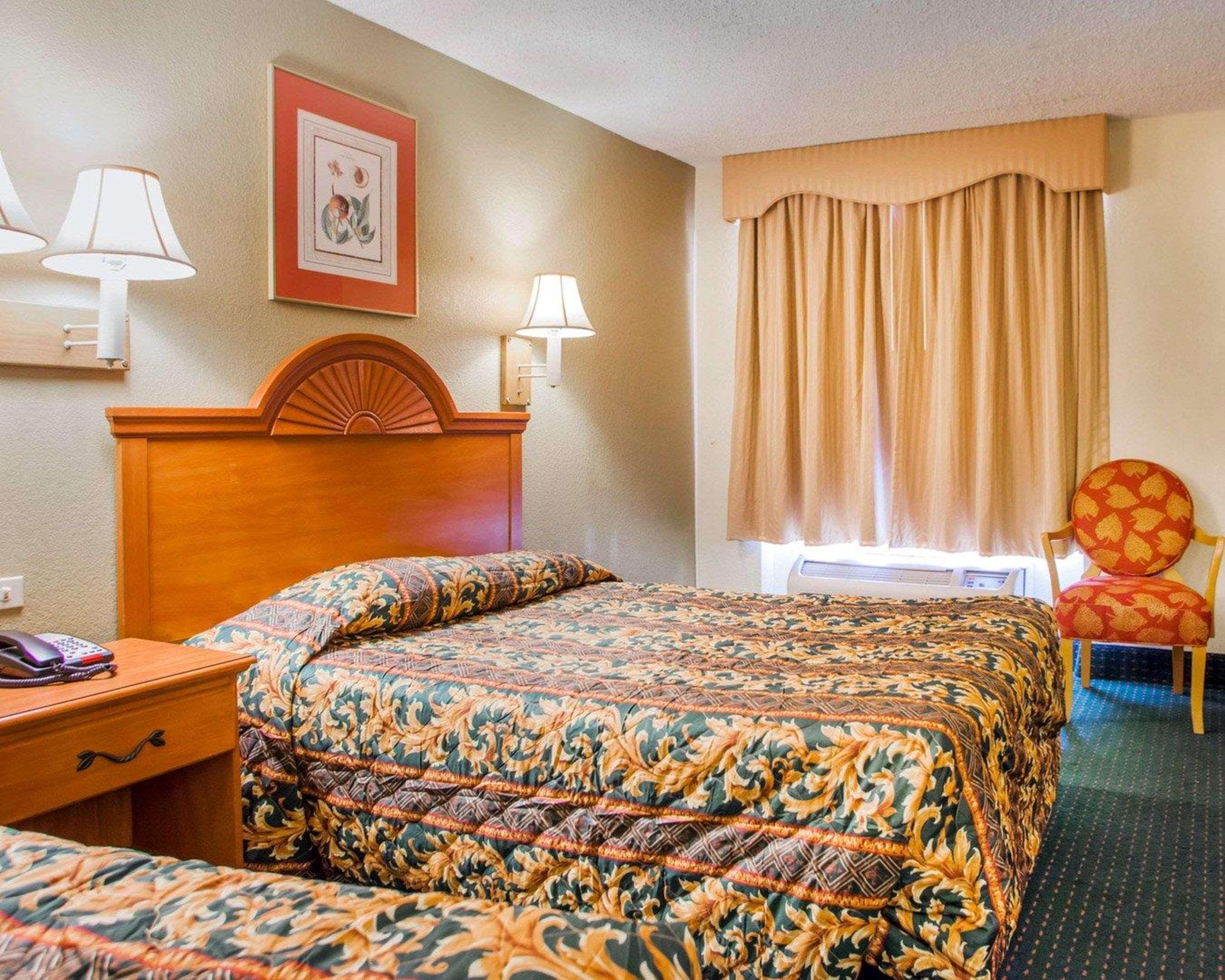 Rodeway Inn Mount Laurel Hwy 73 Экстерьер фото